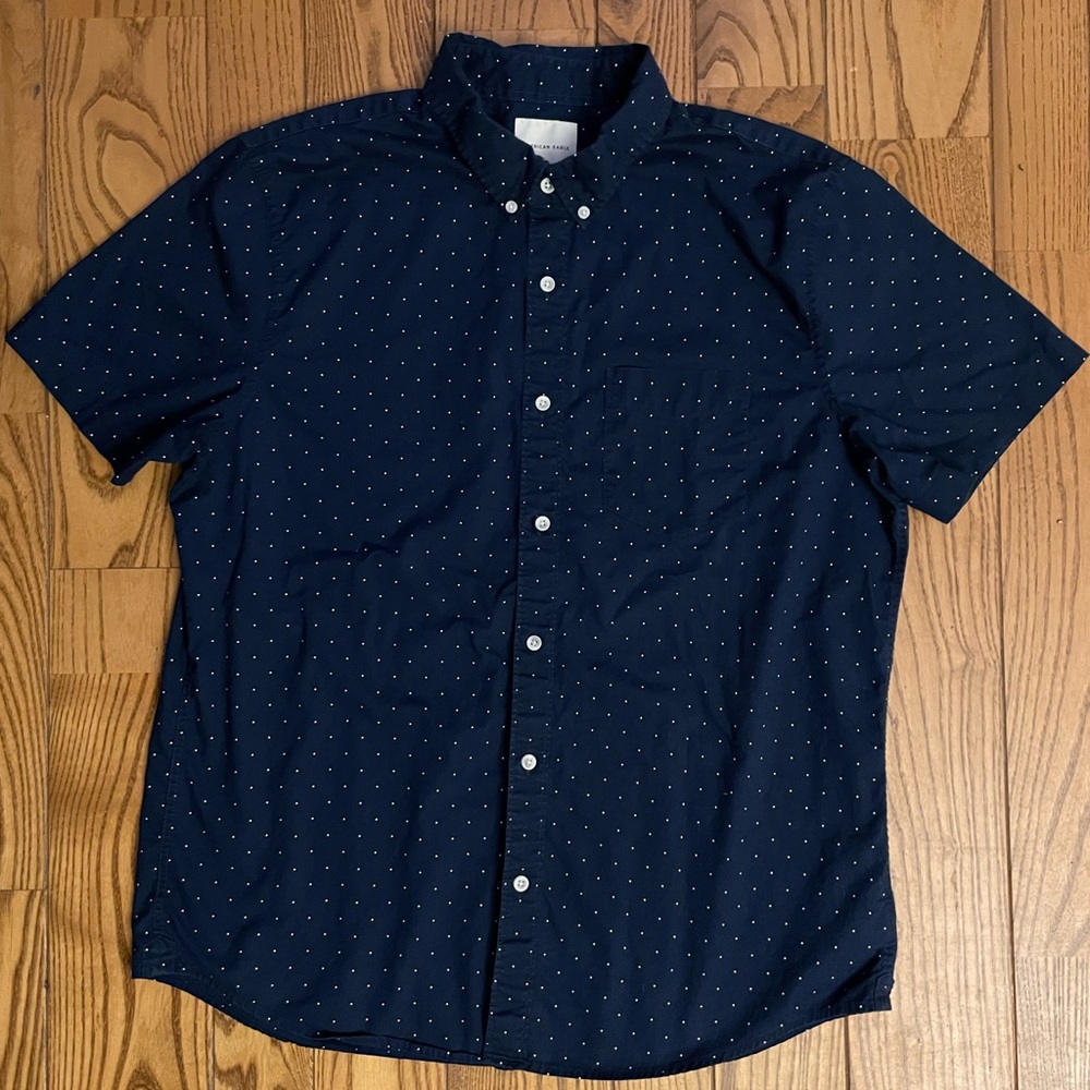American Eagle Navy Short Sleeve Button